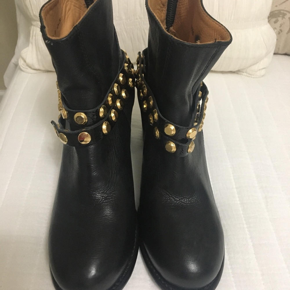 Juicy Couture Sz 8 Black Leather Bootie - Picture 1 of 5